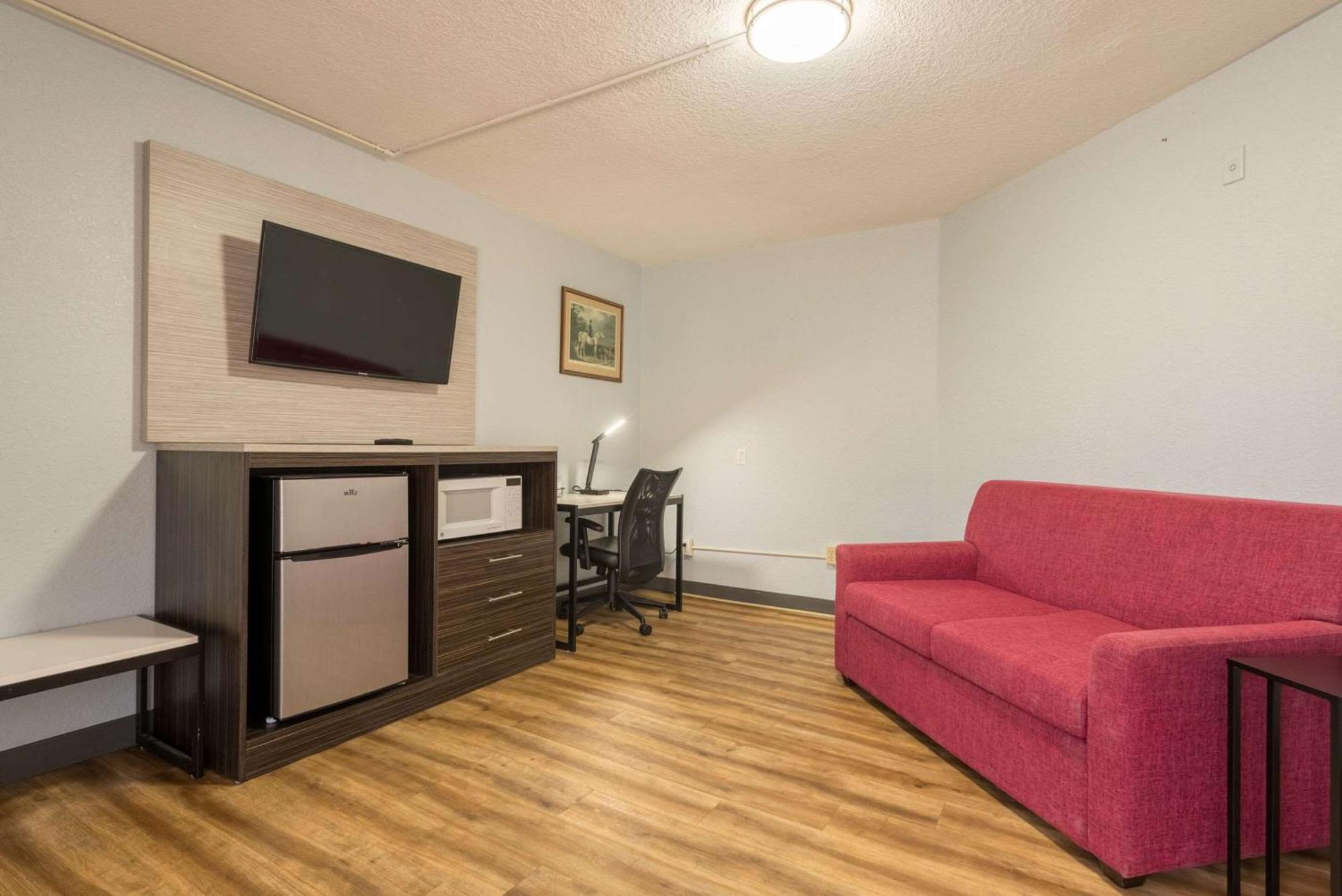 Econo Inn&suites 2*